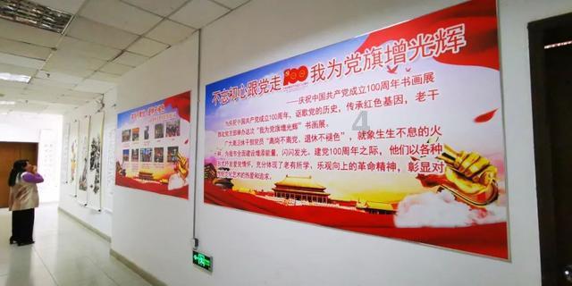 逃出白海豹洞